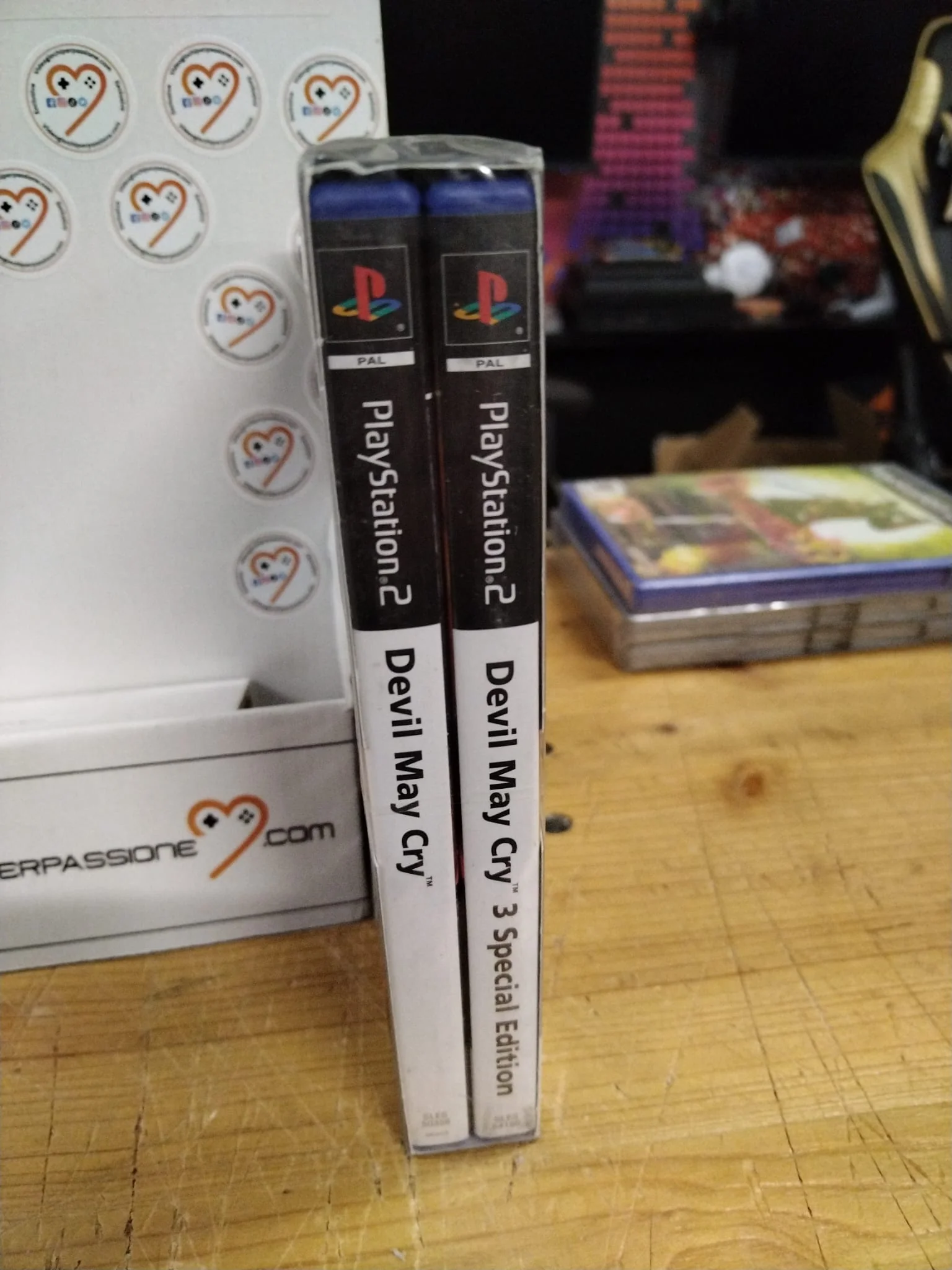 DEVIL MAY CRY + DEVIL MAY CRY 3 SPECIAL EDITION PS2 VERSIONE ITALIANA - Image 3