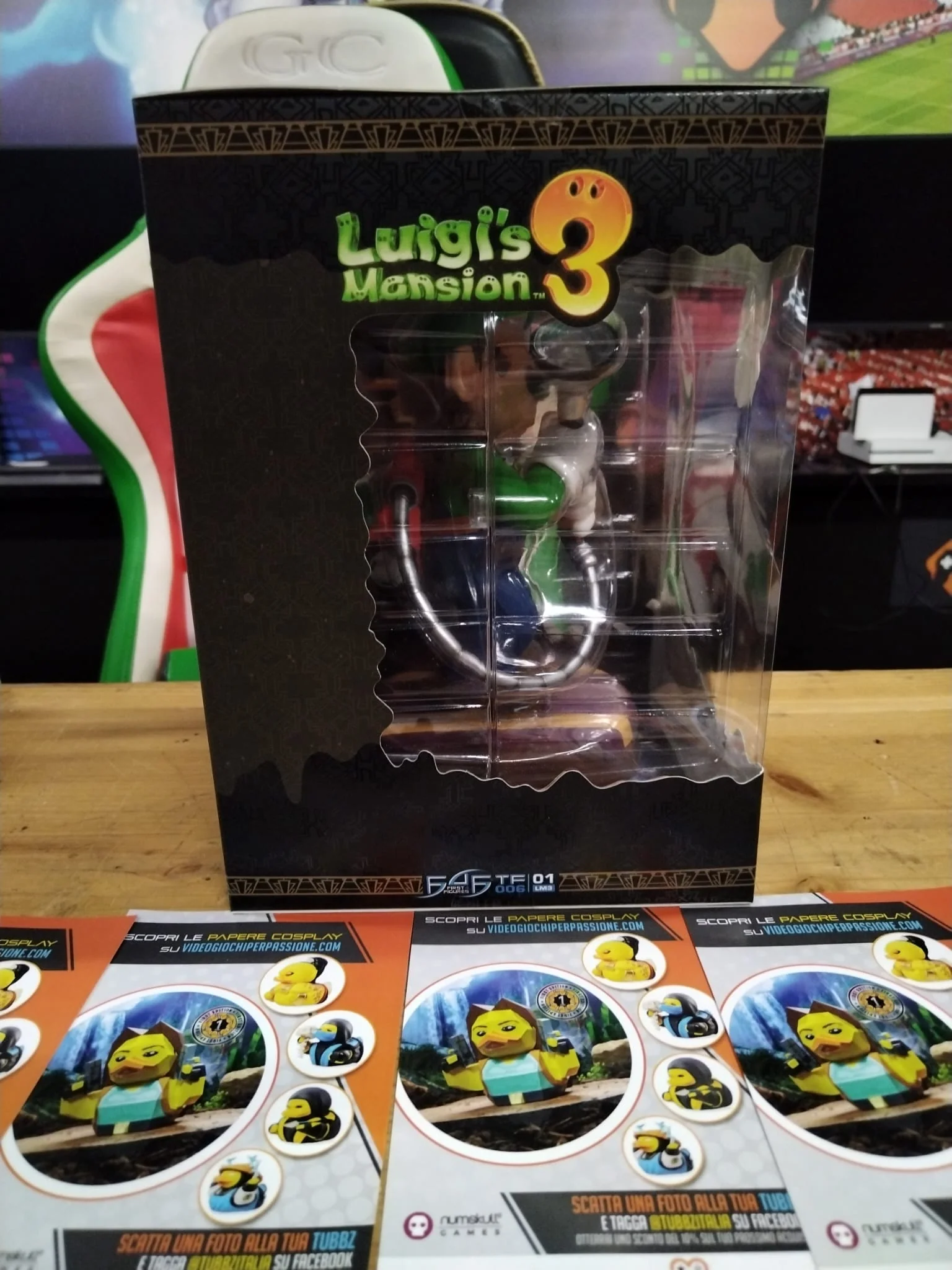 LUIGI MANSION  3  9"PVC PAINTED STATUE - Image 6